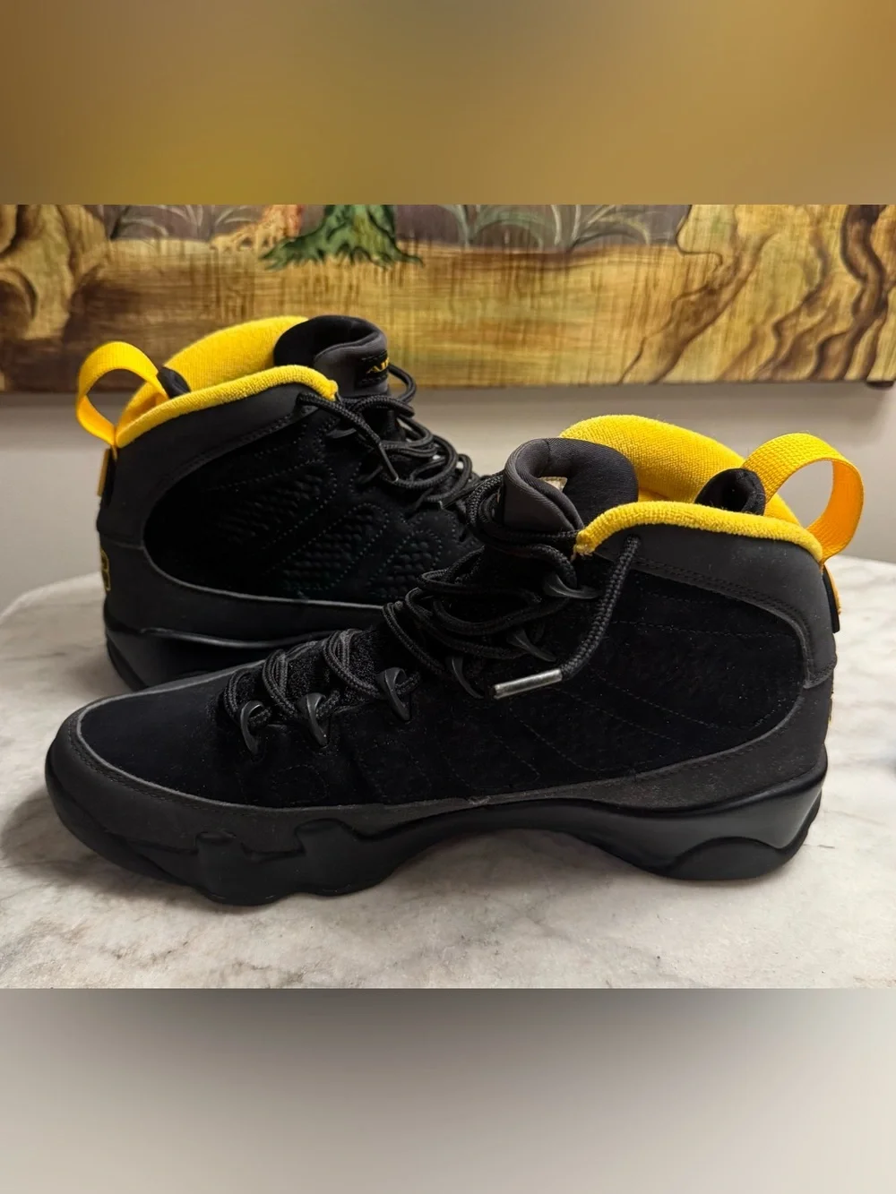 Nike Air Jordan, Men’s, 9 Retro University Gold & Charcoal, Size 7.5
